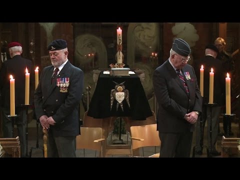 Richard III.: Briten nehmen Abschied von "Parkplatz-König"