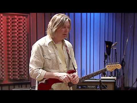 Quinten Hope discusses his guitars, amps and effects (Part 1)