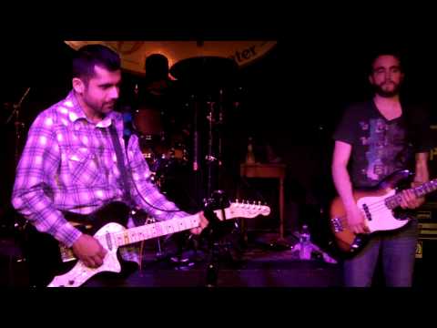Fly Upright Kite - Burn Out (live at the Sad Cafe last NH Show)