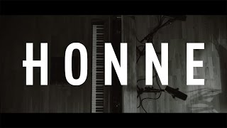 HONNE - No Place Like Home feat. JONES (Live)