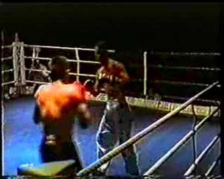 Theofanous - Mpentos kickboxmania part 2