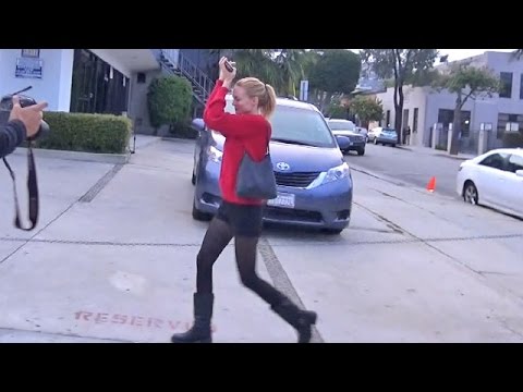 EXCLUSIVE - Heather Graham Runs Away From Photographers At Gracias Madre