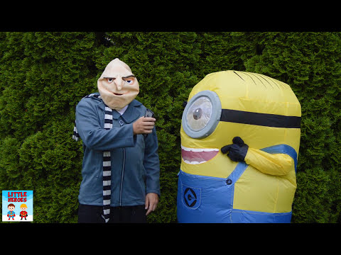 Pretend Play Gru and Minion Meet Little Heroes Ryan and Smalls