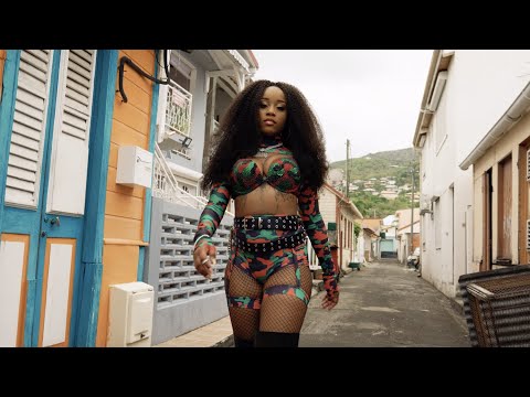 Maureen and Walshy Fire