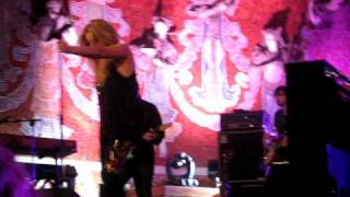 Lucie Silvas - Alone