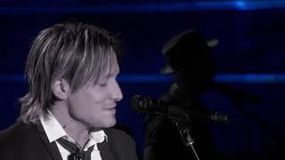 Keith Urban &amp; Carrie Underwood - Blue Ain&#39;t Your Color &amp; The Fighter -  2017 ACM Awards