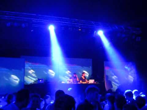 BOOKA SHADE "DJ-Set" Würzburg 02.12.2011 (06/10)