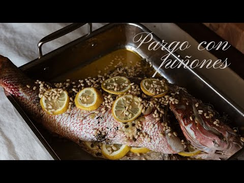 Cómo cocinar un pescado entero al horno