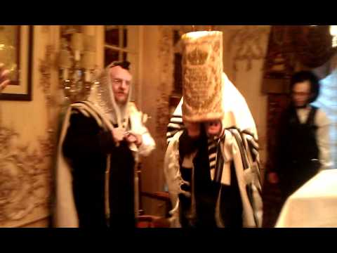 Krula rabbi dancing with tzanza ruv's seifer torah