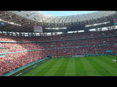 Hungarian-Portuguese, sings the national anthem 50000 MAGYAR!