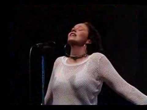 Anneke van Giersbergen -Agua de Annique