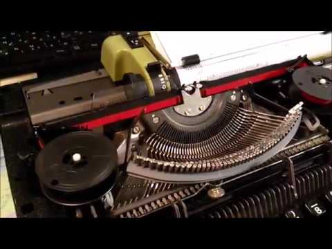 Пишущая машина Olympia Monica electric / ивица