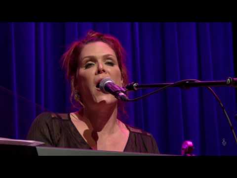 Beth Hart - My California (eTown webisode #1140)