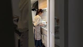 Download lagu Japanese Woman Sings Yokai Watch Ending song while working in Kitchen mp3 Download lagu Japanese Woman Sings Yokai Watch Ending song while working in Kitchen mp3