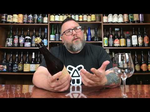 Massive Beer Reviews 1130 Blackberry Farms Classic Saison