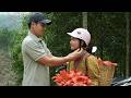 The love between Toan and Diem is always accompanied and shared, a sacred feeling...