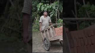 Download lagu Mukidi dan dek peni jualan batu bata mp3