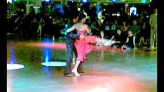 ESTEBAN MORENO Y CLAUDIA CODEGA 05122008 Meditango Festival ROMA