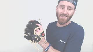 Video thumbnail: Wilson A2000 FP12 12" Fastpitch Softball Glove: WBW10020912