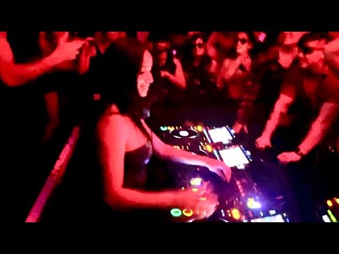 BIIA @ HEX MELBOURNE 29 SEPTEMBER 2023