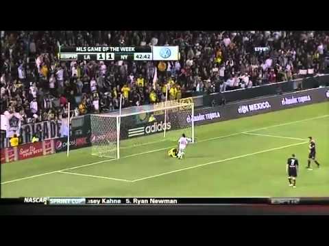 LA Galaxy vs New York Red Bulls - Tim Ream amazing save vs Landon Donovan