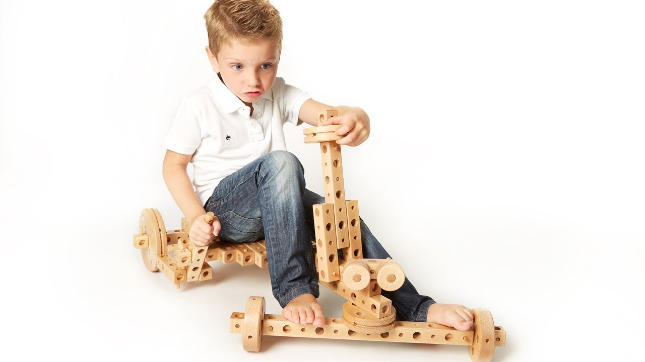 Jeu de construction à assembler - Kart de course en bois