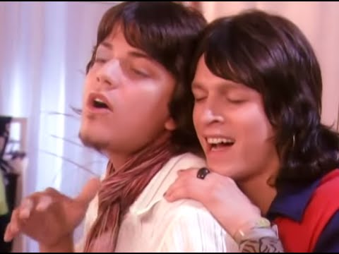 Episode 9 - Trouble in Paradise / Problemas en el paraíso