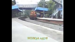 preview picture of video 'H.Nizamuddin Coimbatore Express Skipping Dabeerpura Railway Station.'