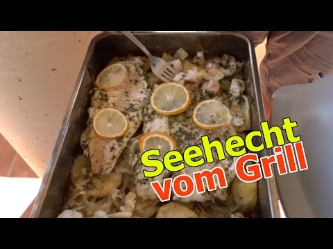 Seehecht auf einem zarten Kartoffelbett gegrillt [Weber Q 1200]