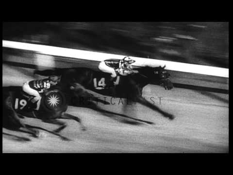 Newsreel 'Kentucky Derby Thrills 60,000 Turf Enthusiasts' HD Stock Footage