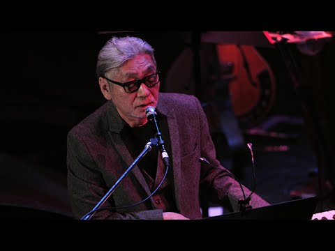 "Gradated Grey" Haruomi Hosono (Live 2013)