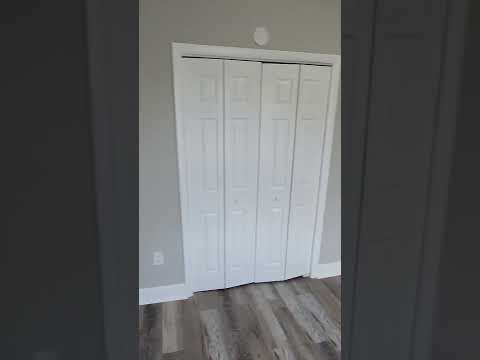 818 W Walnut St - Video 2 of 2