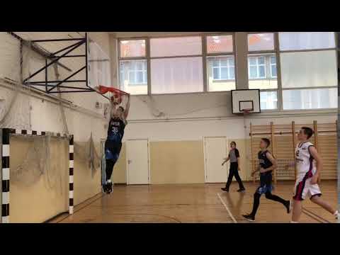 Strahinja vs Mondo Basket