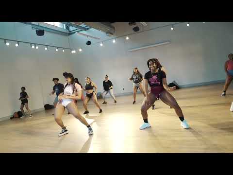 Soca N Sweat Led by @kay.lvoe1585 l Marvelus x Adam O - Bad Tings #socansweat #dancefitness