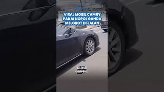 Viral Mobil Toyota Camry Pakai Nopol Ganda Melorot di Tengah Jalan, Begini Faktanya