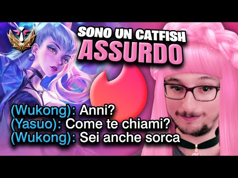 MI FINGO DONNA GIOCANDO EVELYNN SUPPORT