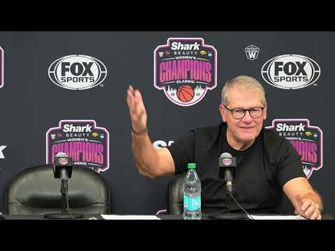 Geno Auriemma UConn vs. Iowa Post-Game | Women’s Champions Classic 2025