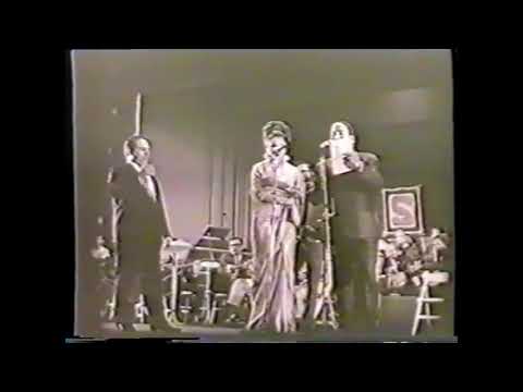 Asman se aya frishta-live Muhammad Rafi in a Concert in 1970
