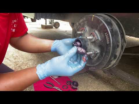TRAILER WHEEL HUB & STUD REPLACEMENT