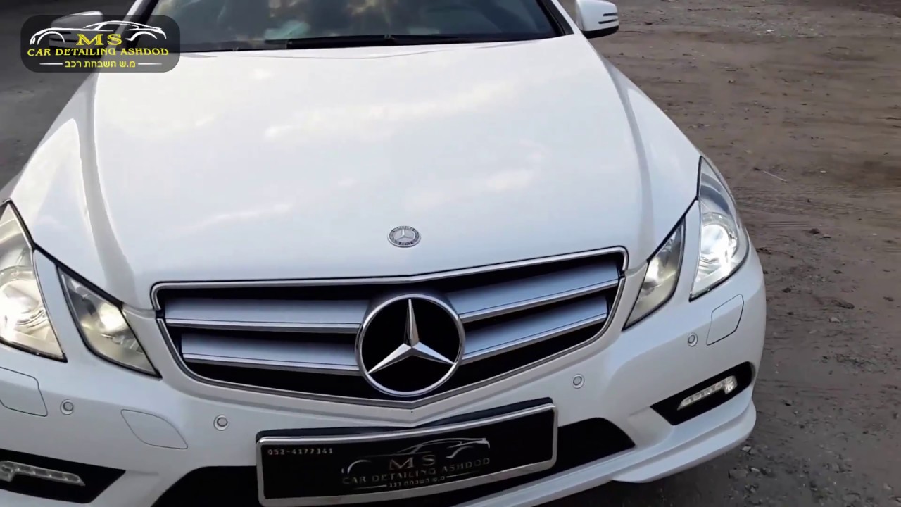 מרצדס ספורטיבית לבנה לאחר טיפול דיטיילינג לרכב הכולל פוליש רב שלבי, ציפוי ננו קרמי וניקיון