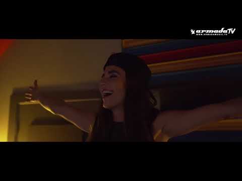 Juicy M & Jimmy Clash feat Miss Palmer - Rowcraft (Official Music Video)