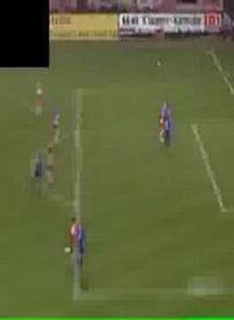 AXEL BELLINGHAUSEN TRIFFT ZUM AUSGLEICH