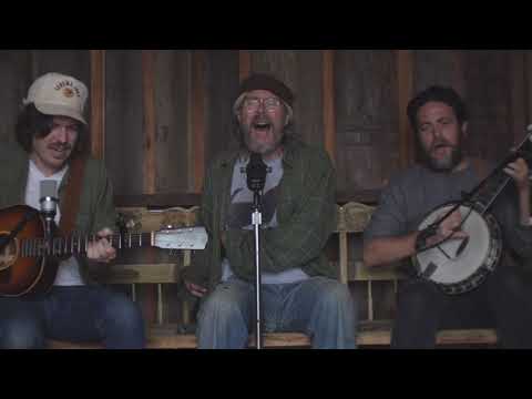 The Brothers Comatose & Charlie Parr - "Ain't No Grave"