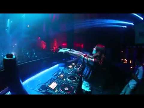 Juicy M feat. ENDEMIX