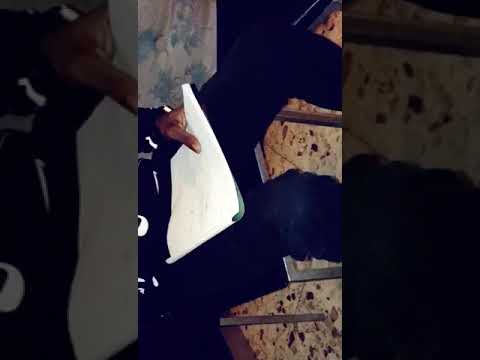 Moe cash freestyling on hustle