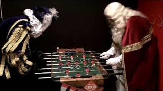 preview picture of video 'Tafelvoetbal Sinterklaas vs Hoofdpiet'