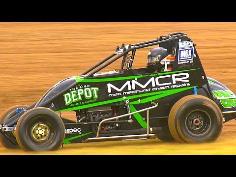 Wingless Sprints  Heat 1b  Simpson Speedway 1-12-2018