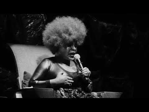 Compacto doc "Cadê meu celular? Eu vou ligar pro 180": Elza Soares e a violência contra a mulher