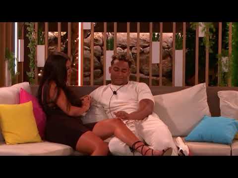 Anna and Jordan kissed / first kiss / love island UK 2019