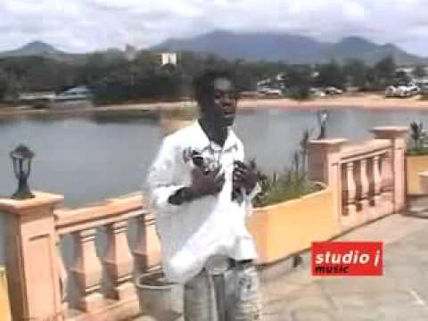 SIERRA LEONE - FINE N SAFUL - DA WOMAN